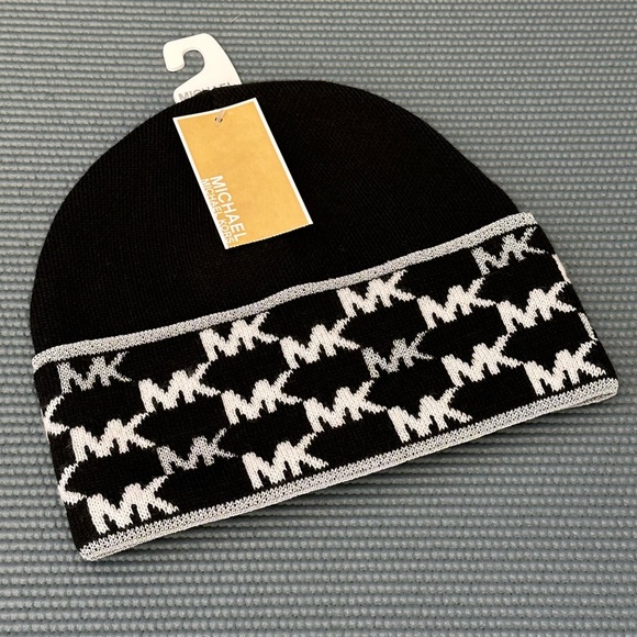 Michael Michael Kors Womens Knit Cuffed Winter Beanie Hat 539330C Black Multi OS - Picture 2 of 15